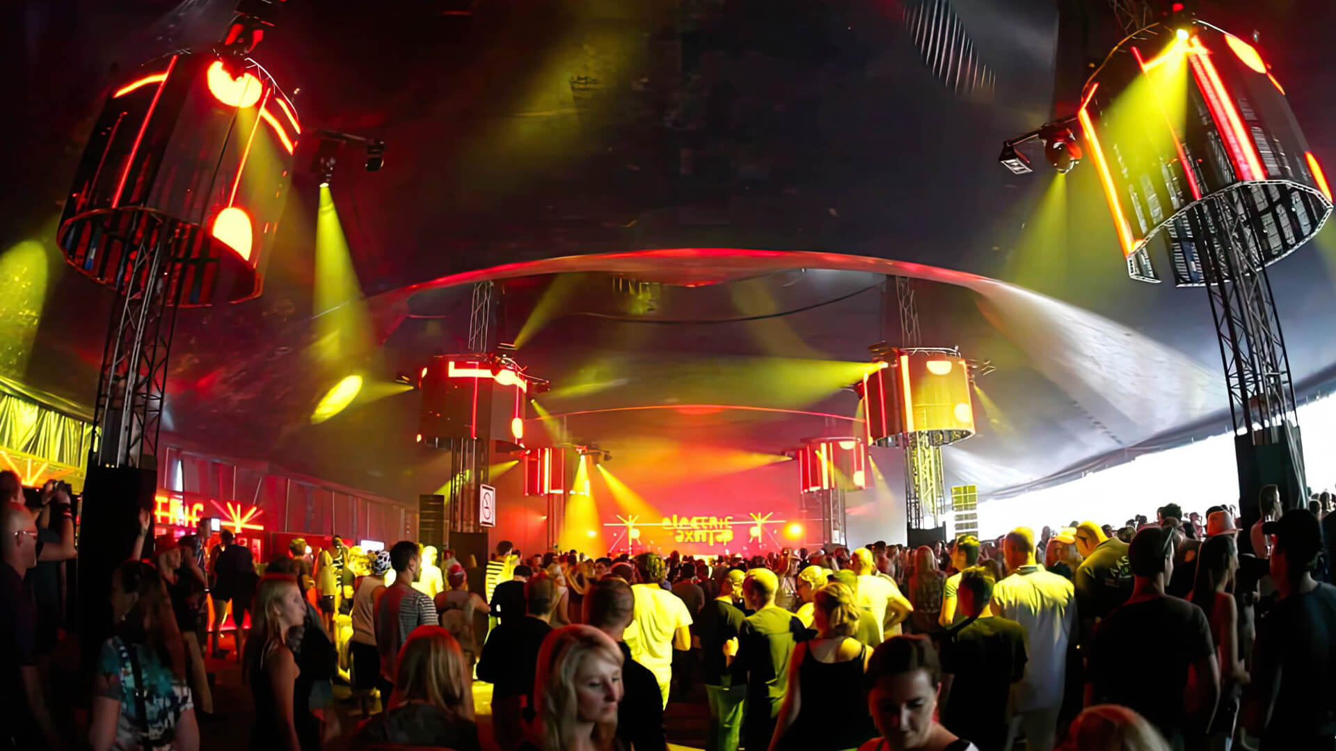ELECTRIC DELUXE – SPEEDY J – STAGE AT MYSTERYLAND – 2013