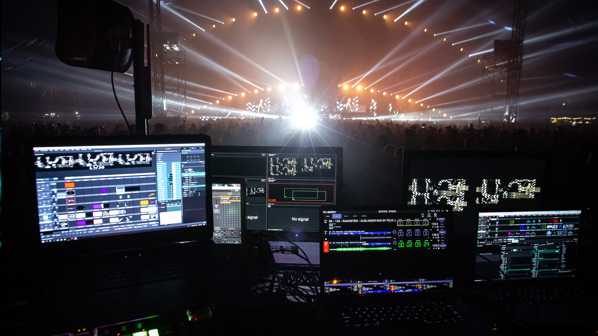 FELIX JAEHN AT AIRBEAT ONE – AIRPORT NEUSTADT-GLEWE – 2019